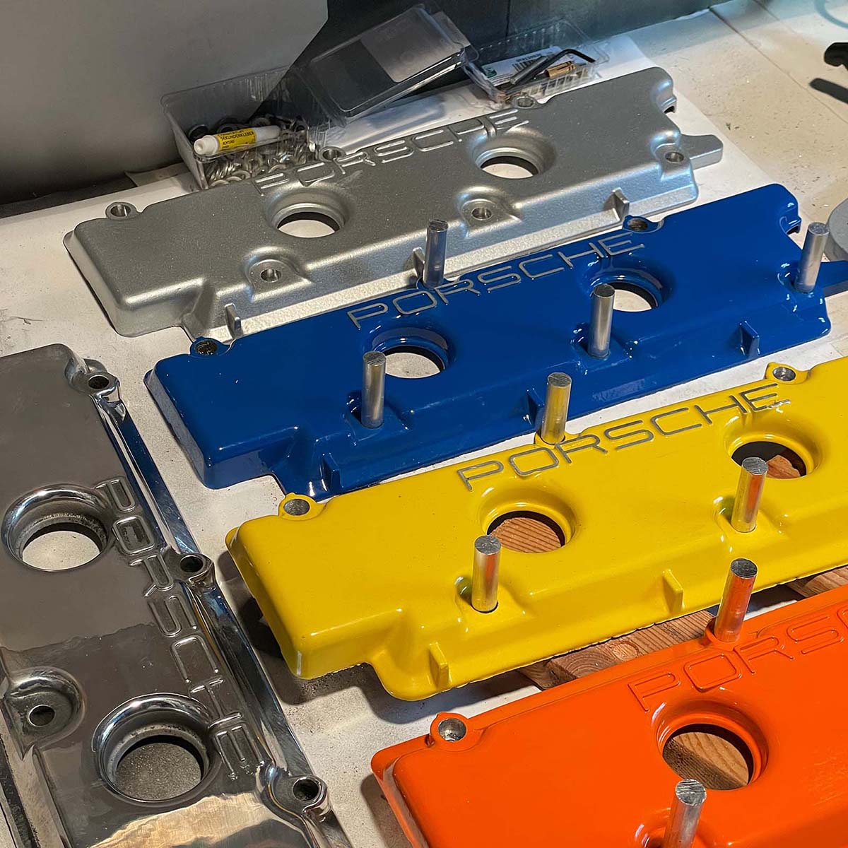 Handgefertigtes Unikat – Schlüsselbrett aus 911-Magnesium-Ventildeckel